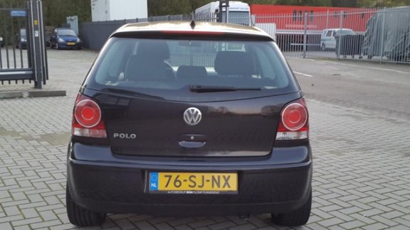 Volkswagen Polo - 1.4-16V Optive 5 Deurs Zwart - 1