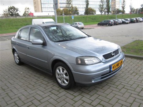 Opel Astra - 1.6 Njoy - 1