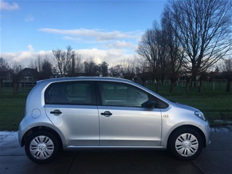 Volkswagen Up! - 1.0 take up BlueMotion 5DRS/AIRCO/RADIO/CD/NAP - 1