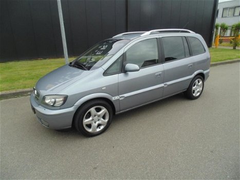 Opel Zafira - 2.2-16V DTi Maxx - 1