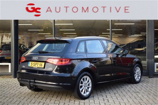 Audi A3 Sportback - 1.4TSI 122pk SB met groot navi, xenon, pdc, lmv, stvw - 1