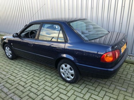 Toyota Corolla - 1.6 VVT-i Sol SEDAN/AIRCO/AIRCO/AIRCO/4X-EL-RAMEN/SEDAN/EXPORT/KOOPJE - 1