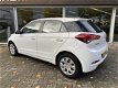 Hyundai i20 - 1.0 T-GDI i-Drive Cool | Airco | Radio-MP3 | Elektrische ramen voor | Centrale deurver - 1 - Thumbnail