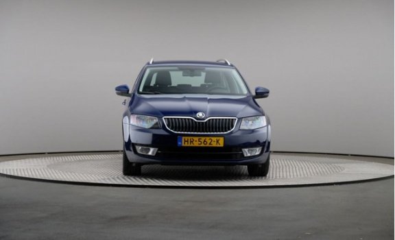 Skoda Octavia Combi - 1.4 TSI Ambition Bus. Automaat, DAB, Navigatie - 1