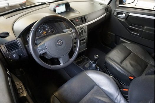 Opel Meriva - 1.8-16V Executive Navigatie. Lederen bekleding - 1