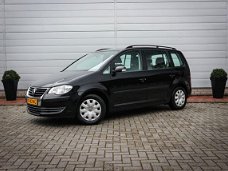 Volkswagen Touran - 1.6 Optive | Airco | Cruise | Trekhaak | All weather banden | 129000 kilometer a