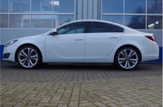 Opel Insignia - 2.0 TURBO 250PK 4X4 COSMO+ | NAVI | XENON | LEDER | CLIMA | AGR | 20