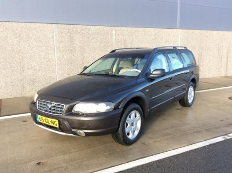 Volvo V70 Cross Country - 2.4 T Geartr. Comf. 7 PERS NAP APK - 1