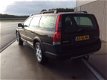 Volvo V70 Cross Country - 2.4 T Geartr. Comf. 7 PERS NAP APK - 1 - Thumbnail