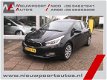 Kia Cee'd - 1.4 Crdi Leer, Navi, Trekhaak, Camera - 1 - Thumbnail