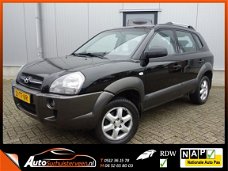 Hyundai Tucson - 2.0i *hoogzitter* Active Navi Airco Trekhaak Eleck-pakket