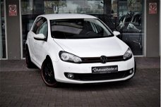 Volkswagen Golf - 1.2 TSI R-Line / Navi / Cruise c. / PDC