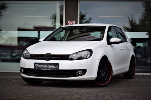 Volkswagen Golf - 1.2 TSI R-Line / Navi / Cruise c. / PDC - 1