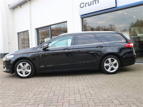 Ford Mondeo Wagon - 150pk 2.0TDCI Titanium met Leder/Alcantara Trekhaak 17inch LM velgen - 1