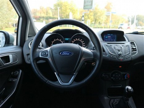 Ford Fiesta - 65pk 1.0 Style met Navigatie en SYNC - 1