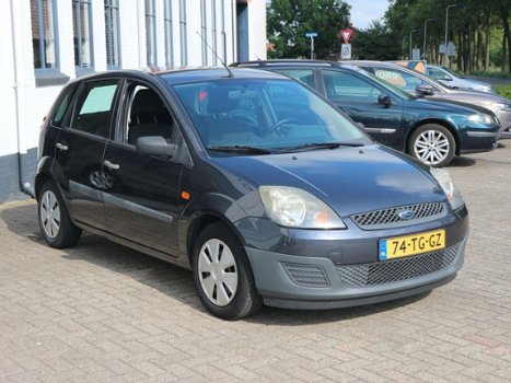 Ford Fiesta - 69pk 1.3-8V Champion 5-drs * Airco * Superstaat * Rijklaar - 1