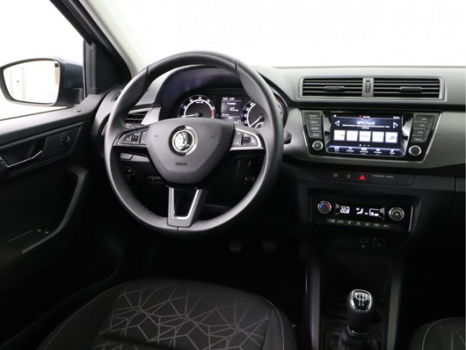 Skoda Fabia - 1.0 75pk Clever | Navigatie | Telefoonintegratie | Climate control | Cruise control | - 1