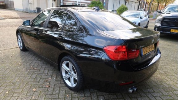 BMW 3-serie - 328I XDRIVE AUTOMAAT/LEER/NAVI/STOELVERWARMING - 1