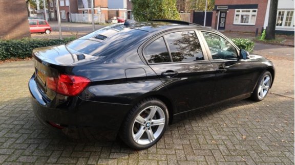 BMW 3-serie - 328I XDRIVE AUTOMAAT/LEER/NAVI/STOELVERWARMING - 1