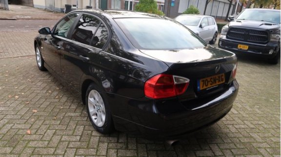 BMW 3-serie - 318i High Executive AUTOMAAT/PDC/NAP - 1