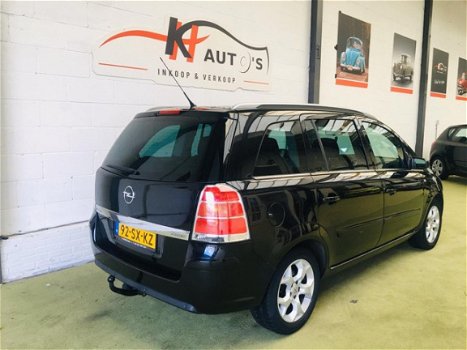 Opel Zafira - 2.2 Cosmo AIRCO/AUTOMAAT/ELEK.RAMEN.SPIEGELS/PDC/NAP/LMV/7.ZITS/DEURVERG/TREKHAAK/ENZ - 1