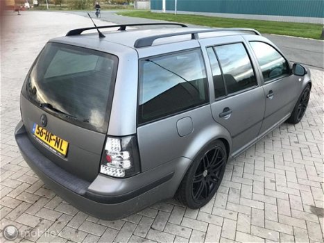 Volkswagen Golf Variant - 1.6-16V Trendline - 1