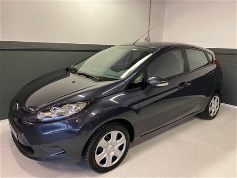 Ford Fiesta - 1.25 LIMITED 5DRS *NAP/Airco/Trekhaak - 1
