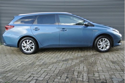 Toyota Auris Touring Sports - 1.8 Hybrid Lease - 1