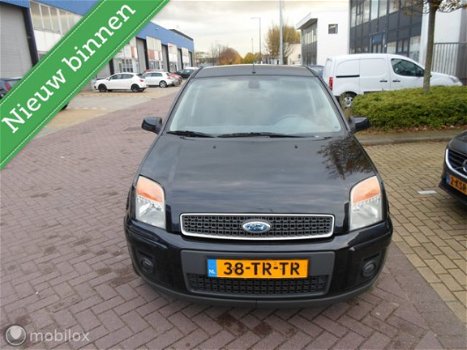 Ford Fusion - 1.6- 16V Futura - 1