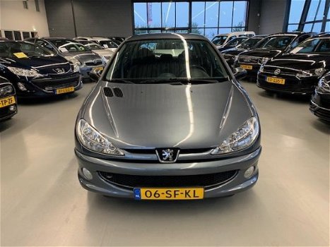 Peugeot 206 - 1.4-16V Air-line 3 GERESERVEERD - 1