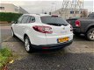 Renault Mégane Estate - 1.5 dCi Expression | 1e EIGENAAR | AIRCO | PARKEERSENSOR ACHTER | CRUISE CON - 1 - Thumbnail