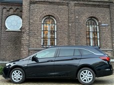 Opel Astra Sports Tourer - 1.4 Business+