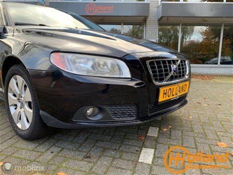 Volvo V70 - 2.0 Momentum - 1