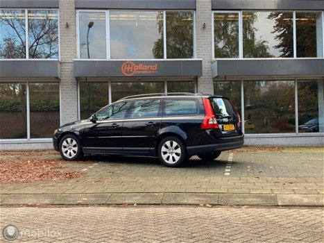 Volvo V70 - 2.0 Momentum - 1