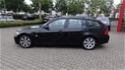 BMW 3-serie Touring - 318I EXECUTIVE, PDC achter, Trekhaak afneembaar - 1 - Thumbnail