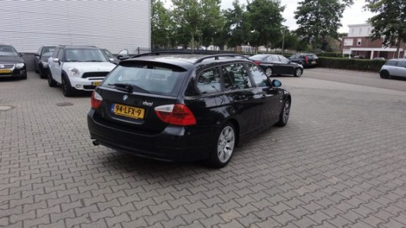 BMW 3-serie Touring - 318I EXECUTIVE, PDC achter, Trekhaak afneembaar - 1