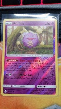 Koffing 76/236 (reverse) Sun & Moon: Cosmic Eclipse - 1