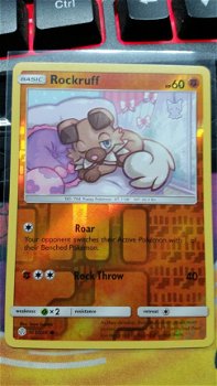 Rockruff 123/236 (reverse) Sun & Moon: Cosmic Eclipse - 1