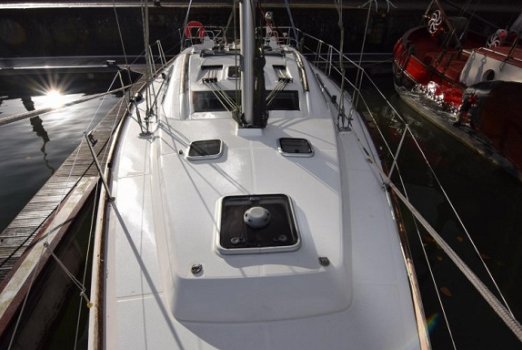 Beneteau Oceanis 40 - 5