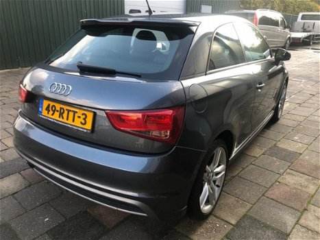 Audi A1 - 1.2 TFSI Pro Line S (S-Line//Navi//Leder//Led) - 1