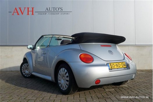 Volkswagen New Beetle Cabriolet - 2.0 - 1