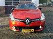 Renault Clio Estate - DYNAMIQUE R-LINK NAVIGATIE AIRCO ECC PARKEERHULP PDC LMV DAKRAIL - 1 - Thumbnail