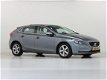 Volvo V40 - 1.6 D2 115 PK 6-Bak Momentum (BNS) - 1 - Thumbnail