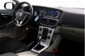 Volvo V40 - 1.6 D2 115 PK 6-Bak Momentum (BNS) - 1 - Thumbnail