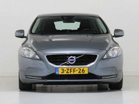 Volvo V40 - 1.6 D2 115 PK 6-Bak Momentum (BNS) - 1