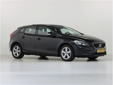 Volvo V40 - 2.0 D4 191 PK 6-Bak Kinetic (BNS) - 1