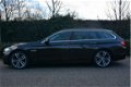 BMW 5-serie Touring - 525D EXECUTIVE AUTOMAAT | NIEUW MODEL | XENON | HEAD-UP | PANO-DAK | CAMERA | - 1 - Thumbnail