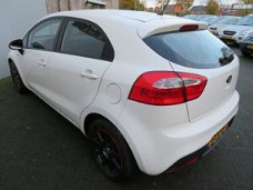 Kia Rio - 1.2 CVVT COMFORT PACK NAV