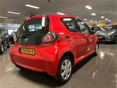 Toyota Aygo - 1.0-12V Cool * Airco / 5 Deurs / NL Auto + NAP - 1