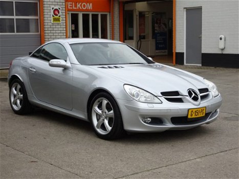 Mercedes-Benz SLK-klasse - 350 Geregelde airco, licht metalen velgen, automaat, lederen bekleding, e - 1